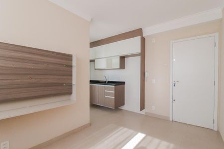 Sala de apartamento para alugar com 2 quartos, 32m² em Parque São Vicente , Santo André