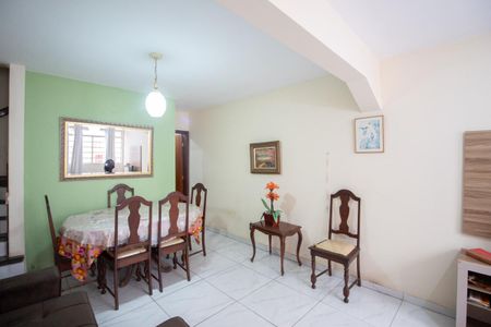Sala de casa para alugar com 3 quartos, 72m² em Dona Clara, Belo Horizonte
