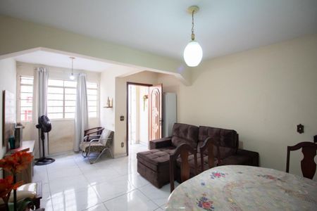 Casa para alugar com 72m², 3 quartos e sem vagaSala