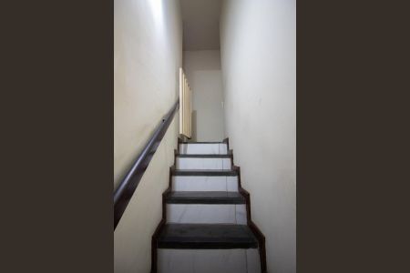 Casa para alugar com 72m², 3 quartos e sem vagaEscada