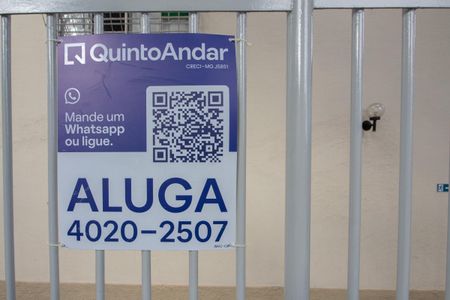 Casa para alugar com 72m², 3 quartos e sem vagaPlaquinha Instalada