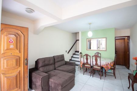 Sala de casa para alugar com 3 quartos, 72m² em Dona Clara, Belo Horizonte