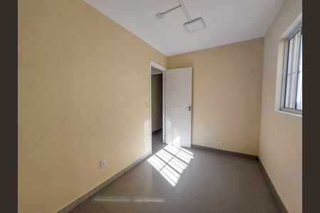 Quarto 1 de casa para alugar com 2 quartos, 70m² em Jardim Dom Bosco, São Paulo