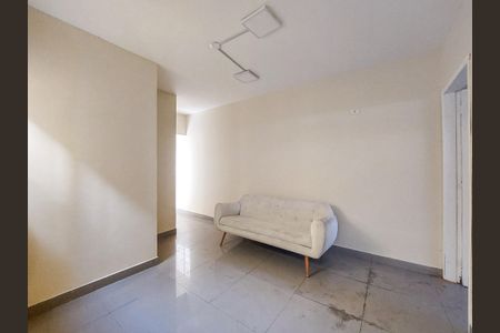 Sala de casa para alugar com 2 quartos, 70m² em Jardim Dom Bosco, São Paulo