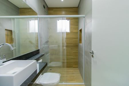 Casa de condomínio para alugar com 170m², 3 quartos e 3 vagasBanheiro Social