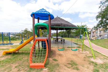 Casa de condomínio para alugar com 170m², 3 quartos e 3 vagasÁrea comum - Playground