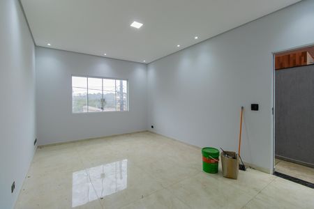 Casa de condomínio para alugar com 170m², 3 quartos e 3 vagasSala