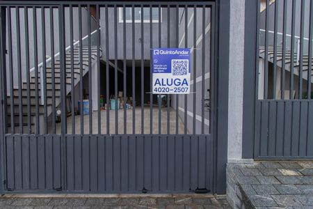 Casa de condomínio para alugar com 170m², 3 quartos e 3 vagasFachada e plaquinha