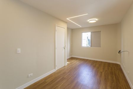 Apartamento à venda com 72m², 2 quartos e 1 vaga Apartamento à venda com 72m², 2 quartos e 1 vagaQuarto Suíte