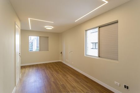 Apartamento à venda com 72m², 2 quartos e 1 vaga Apartamento à venda com 72m², 2 quartos e 1 vagaQuarto Suíte