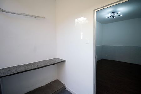Casa para alugar com 70m², 2 quartos e sem vagaVaranda