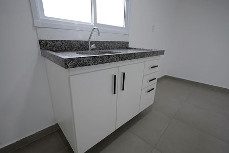 Sala, Cozinha, Quarto de apartamento para alugar com 1 quarto, 48m² em Vila Humaita, Santo André