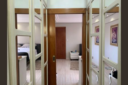 Apartamento à venda com 300m², 3 quartos e 2 vagasCloset da suíte