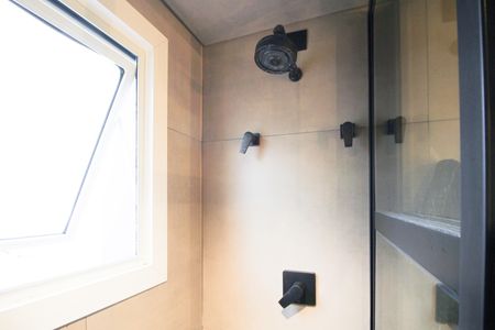 Apartamento para alugar com 88m², 2 quartos e 1 vaga Apartamento para alugar com 88m², 2 quartos e 1 vagaBanheiro da Suíte