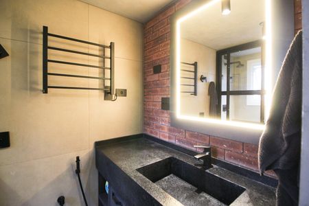 Banheiro da Suíte de apartamento para alugar com 2 quartos, 88m² em Indianópolis, São Paulo