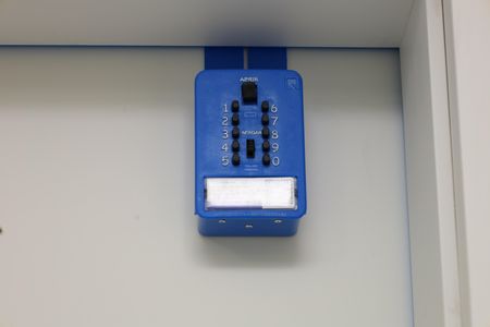 Apartamento para alugar com 52m², 2 quartos e 1 vagaLockbox instalada na porta do imóvel