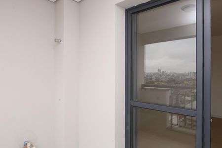 Apartamento para alugar com 52m², 2 quartos e 1 vagaVaranda