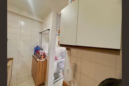 Apartamento à venda com 56m², 2 quartos e 1 vaga Apartamento à venda com 56m², 2 quartos e 1 vagaCozinha