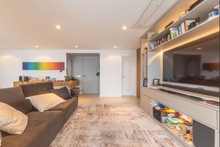 Apartamento para alugar com 110m², 2 quartos e 2 vagas Apartamento para alugar com 110m², 2 quartos e 2 vagasSala