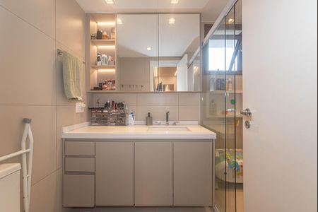 Apartamento para alugar com 110m², 2 quartos e 2 vagas Apartamento para alugar com 110m², 2 quartos e 2 vagasBanheiro da Suíte 2