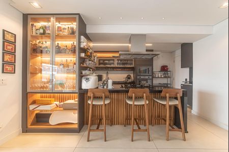 Apartamento para alugar com 110m², 2 quartos e 2 vagas Apartamento para alugar com 110m², 2 quartos e 2 vagasCozinha