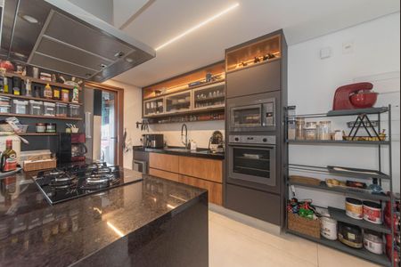 Apartamento para alugar com 110m², 2 quartos e 2 vagas Apartamento para alugar com 110m², 2 quartos e 2 vagasCozinha