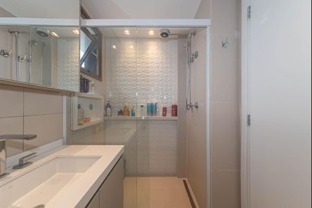 Apartamento para alugar com 110m², 2 quartos e 2 vagas Apartamento para alugar com 110m², 2 quartos e 2 vagasBanheiro da Suíte 2