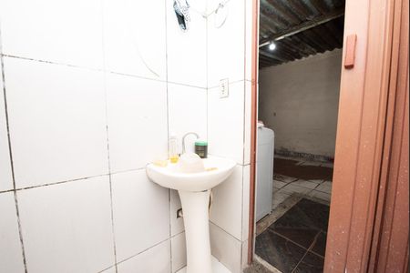 Banheiro de casa à venda com 1 quarto, 360m² em Pindorama, Belo Horizonte