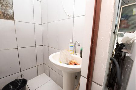 Banheiro de casa à venda com 1 quarto, 360m² em Pindorama, Belo Horizonte
