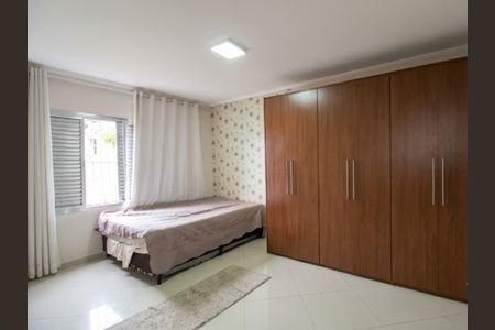 Quarto de apartamento para alugar com 2 quartos, 78m² em Vila Ester (Zona Norte), São Paulo