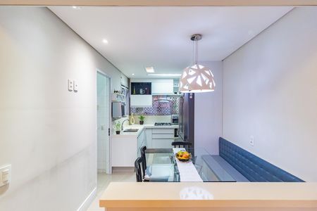 Apartamento à venda com 110m², 3 quartos e 2 vagas Apartamento à venda com 110m², 3 quartos e 2 vagasCozinha