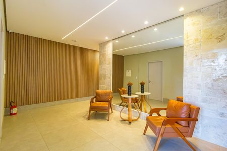 Apartamento à venda com 110m², 3 quartos e 2 vagas Apartamento à venda com 110m², 3 quartos e 2 vagasHall social
