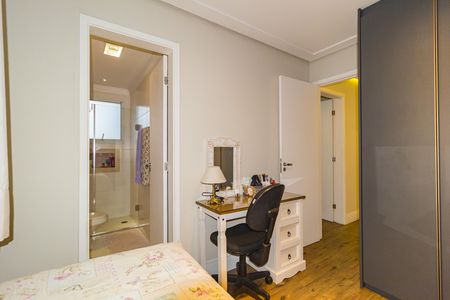 Apartamento à venda com 110m², 3 quartos e 2 vagas Apartamento à venda com 110m², 3 quartos e 2 vagasSuíte 2
