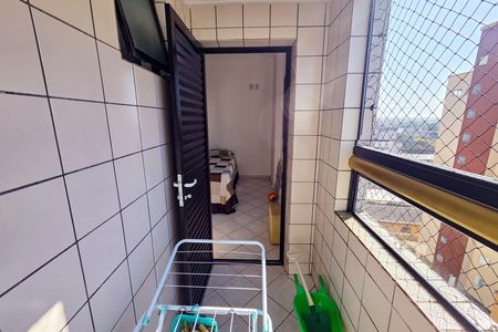 Apartamento para alugar com 120m², 3 quartos e 1 vaga Apartamento para alugar com 120m², 3 quartos e 1 vagaVaranda do Quarto 2