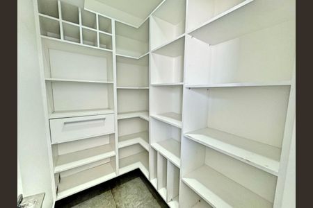 Apartamento à venda com 103m², 2 quartos e 2 vagas