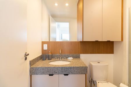 Apartamento à venda com 29m², 1 quarto e sem vaga Apartamento à venda com 29m², 1 quarto e sem vagaBanheiro