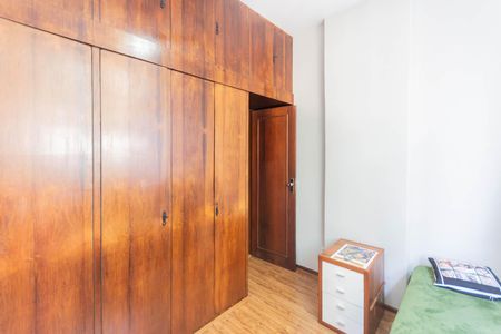 Apartamento à venda com 160m², 5 quartos e 2 vagasQuarto 4