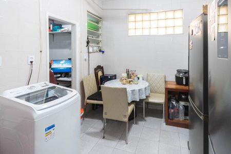 Apartamento à venda com 160m², 5 quartos e 2 vagasCozinha