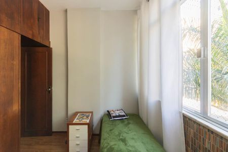 Apartamento à venda com 160m², 5 quartos e 2 vagasQuarto 4