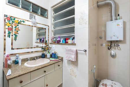 Apartamento à venda com 160m², 5 quartos e 2 vagasBanheiro 1