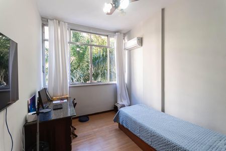 Apartamento à venda com 160m², 5 quartos e 2 vagasQuarto 2