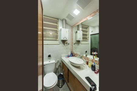 Apartamento à venda com 160m², 5 quartos e 2 vagasBanheiro 2