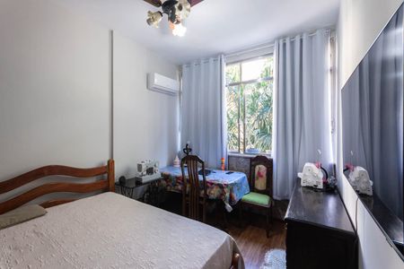 Apartamento à venda com 160m², 5 quartos e 2 vagasQuarto 3