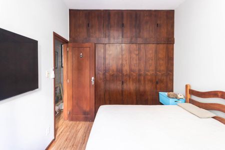 Apartamento à venda com 160m², 5 quartos e 2 vagasQuarto 3