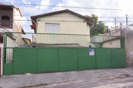 Casa de condomínio para alugar com 65m², 2 quartos e 1 vagaFachada