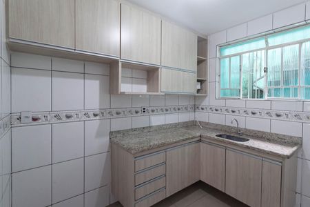 Casa de condomínio para alugar com 65m², 2 quartos e 1 vagaCozinha