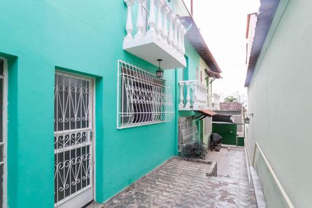 Casa de condomínio para alugar com 65m², 2 quartos e 1 vagaEntrada