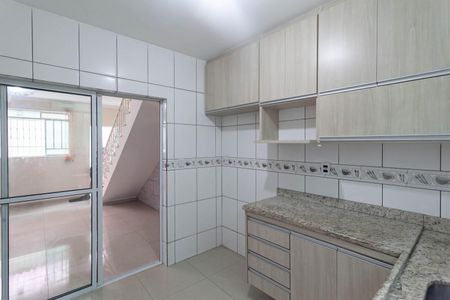 Casa de condomínio para alugar com 65m², 2 quartos e 1 vagaCozinha