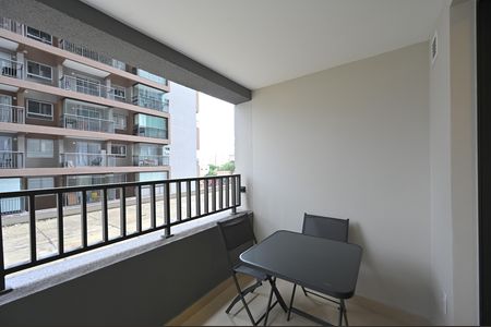 Varanda de kitnet/studio à venda com 1 quarto, 26m² em Vila Clementino, São Paulo