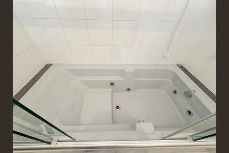 Casa à venda com 4 quartos, 450m² em Mooca, São Paulo